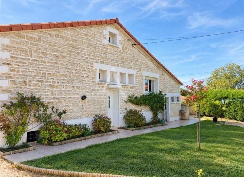Image Façade à  maison individuelle de Buxerolles