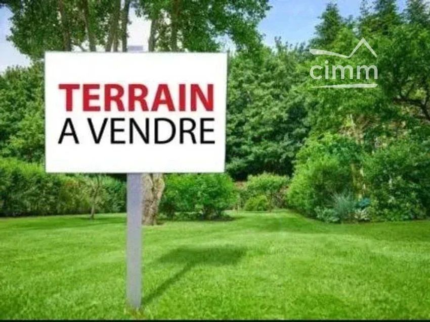 Image de terrain à Saint-Cyr-en-Val