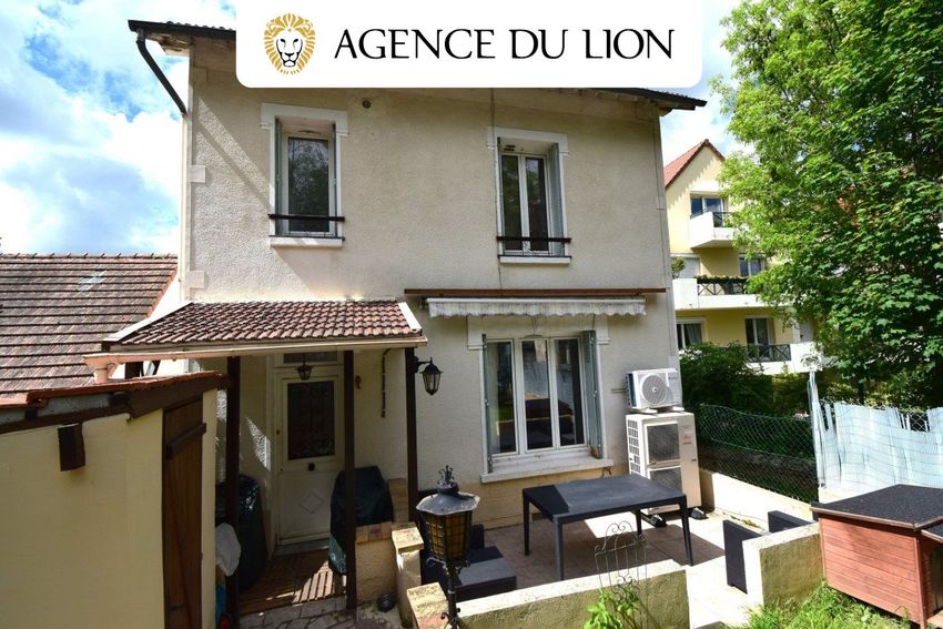 Image Façade à  maison individuelle de Dreux