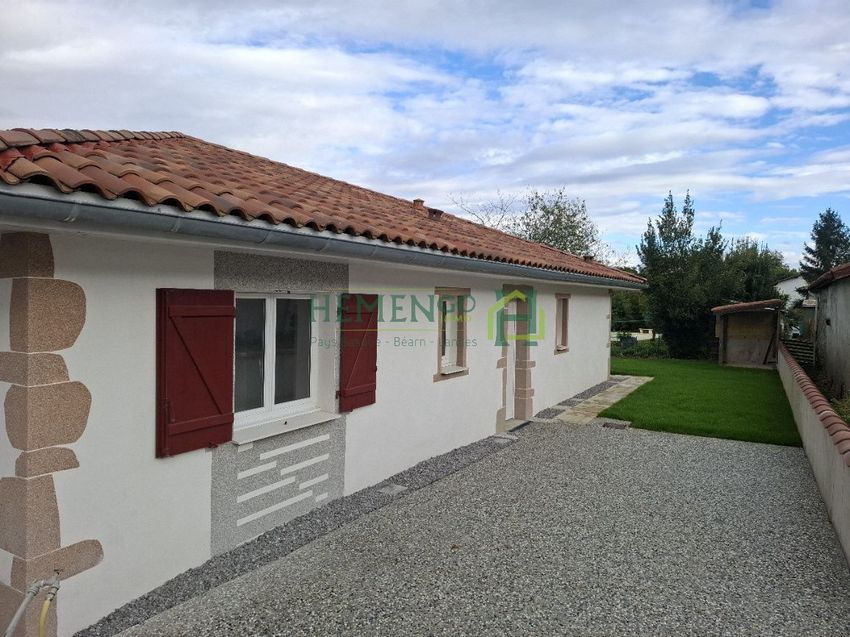 Image Façade à  maison individuelle de Arraute-Charritte