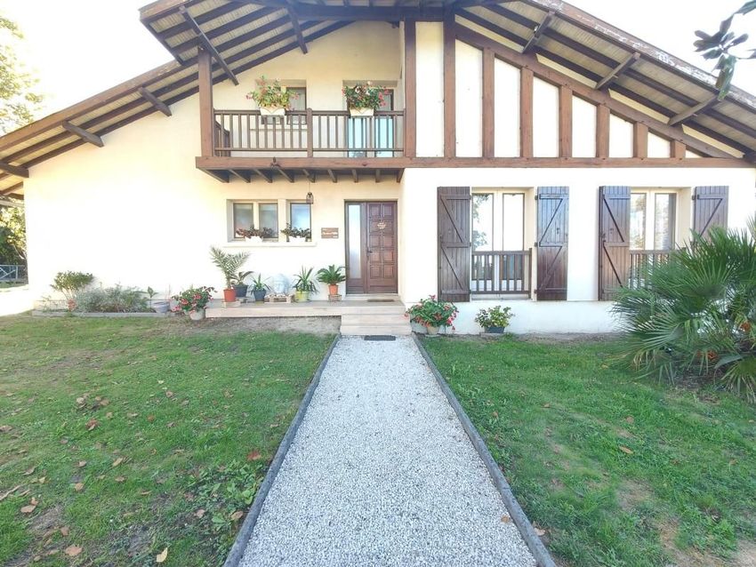 Image Façade à  maison individuelle de Meilhan