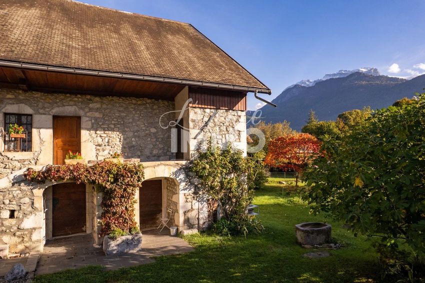 Image Façade à  ferme de Lathuile