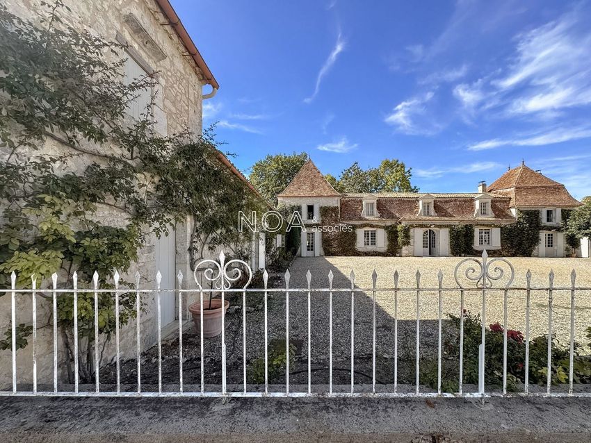 Image Façade à  maison individuelle de Monestier