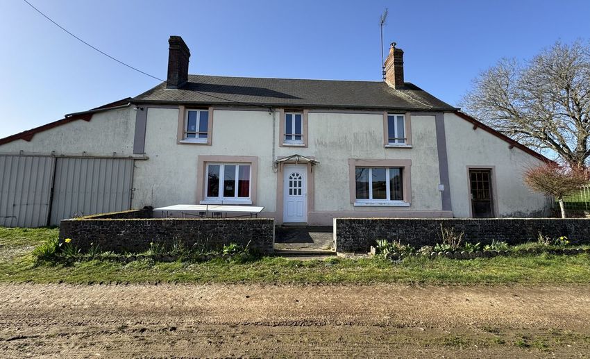 Image Façade à  maison individuelle de Gacé