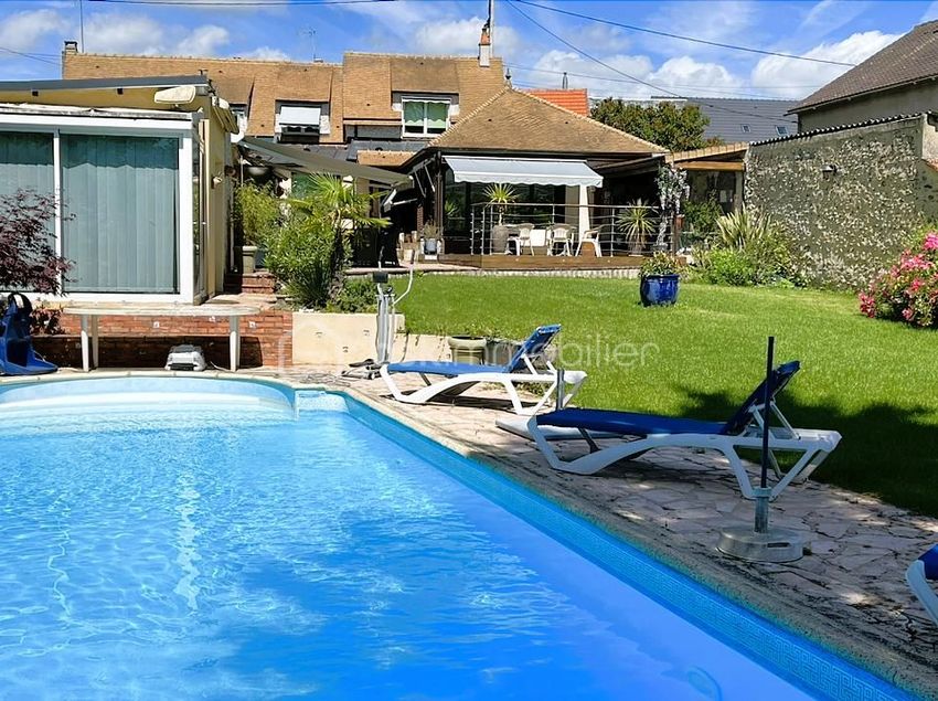 Image Piscine à  propriété agricole de Droue-sur-Drouette