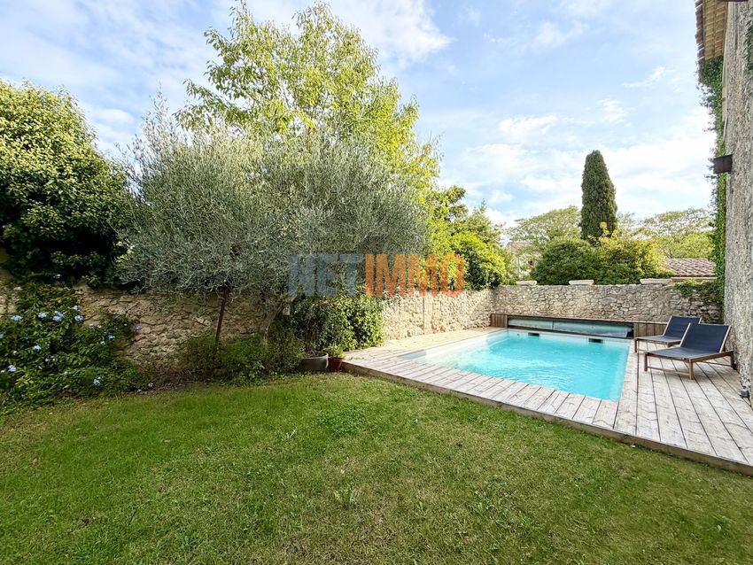 Image Piscine à  maison individuelle de Saint-Hilaire-de-Beauvoir