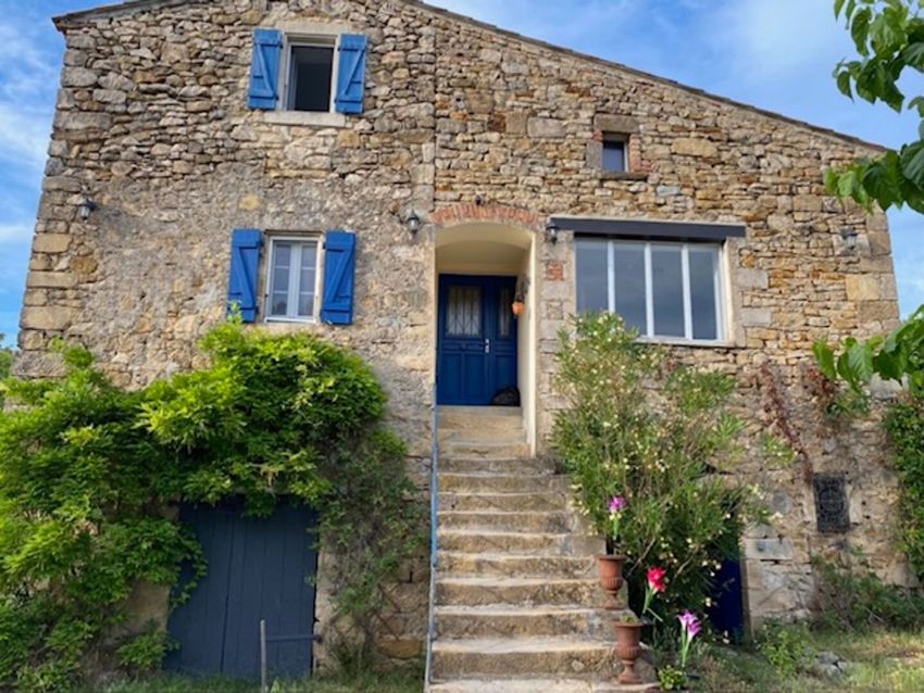 Image Façade à  maison individuelle de Salavas