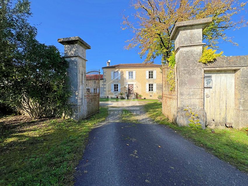 Image Façade à  maison individuelle de Bécheresse