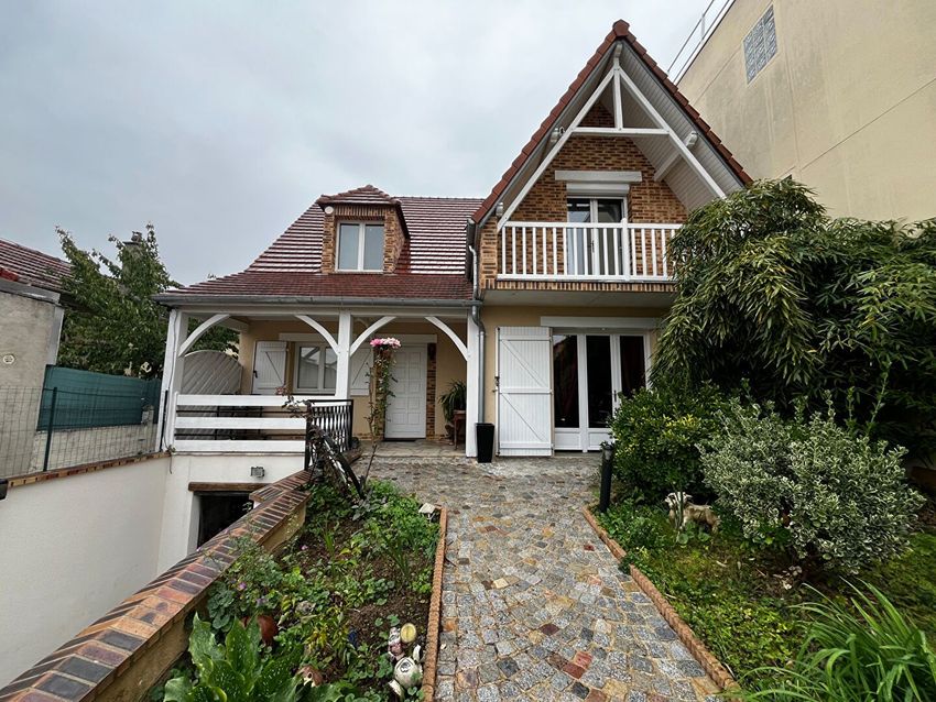 Image Façade à  maison individuelle de Pierrefitte-sur-Seine