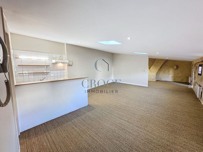 Image de appartement à 10 Place Dampmartin