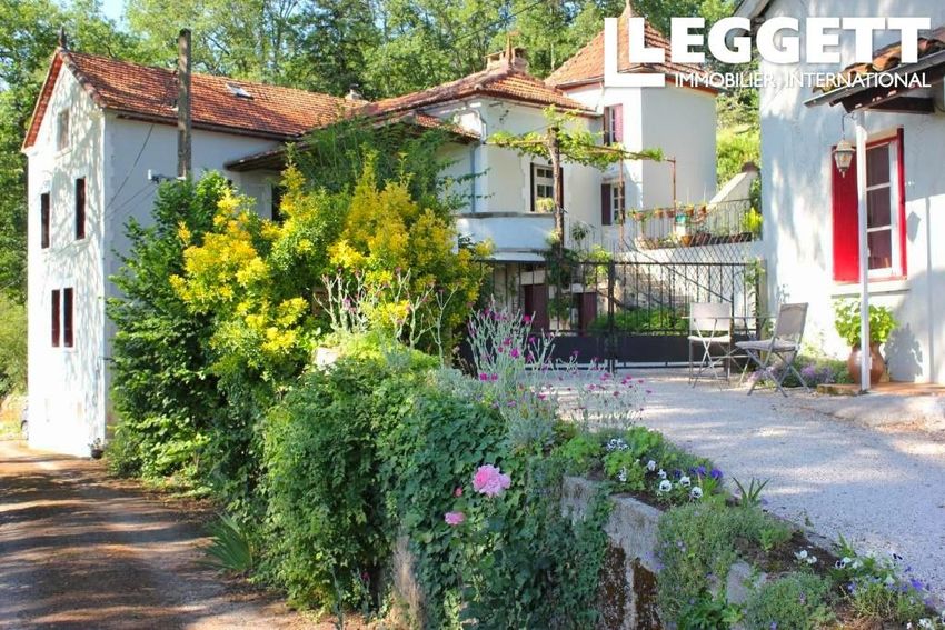 Image Façade à  propriété agricole de Luzech