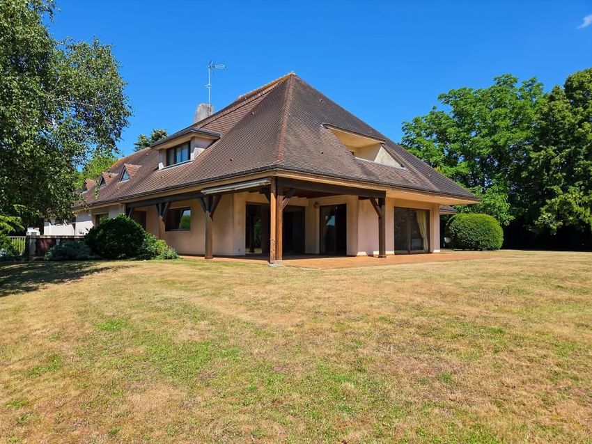 Image Façade à  propriété agricole de Angerville