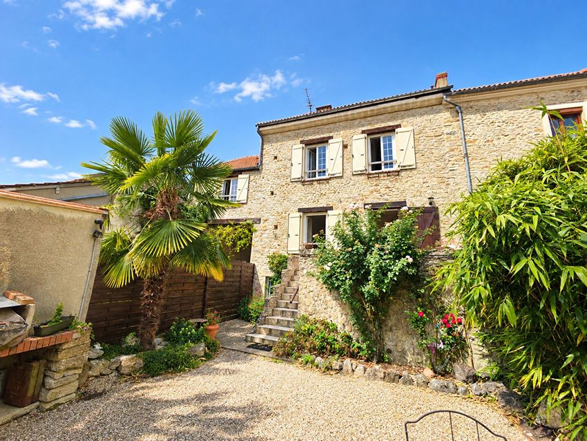 Image Façade à  maison mitoyenne de Guitrancourt