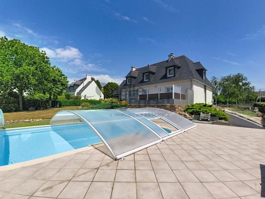 Image Piscine à  propriété agricole de Landerneau
