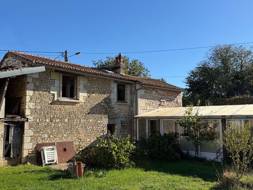 Image Façade à  maison individuelle de Marçay