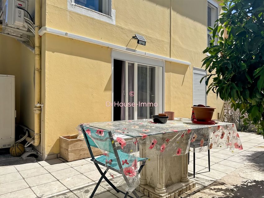 Image Terrasse à  maison jumelée de Juvignac