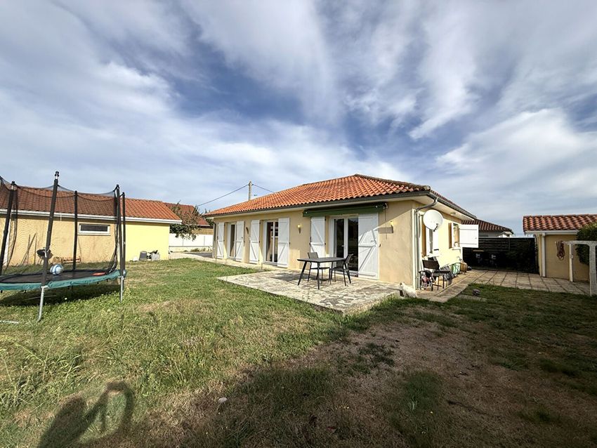 Image Façade à  maison individuelle de Aurensan