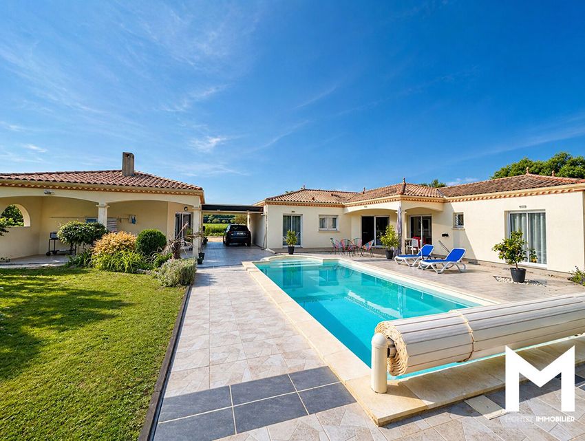 Image Piscine à  maison individuelle de Saint-Léon-sur-l'Isle