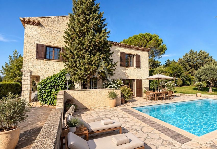 Image Piscine à  villa de Forcalquier