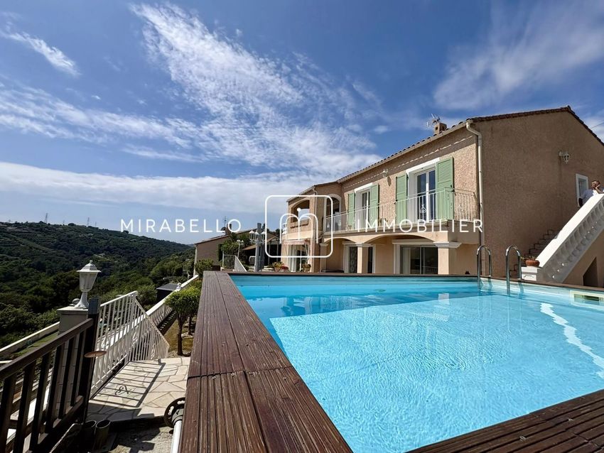 Image Piscine à  villa de Colomars