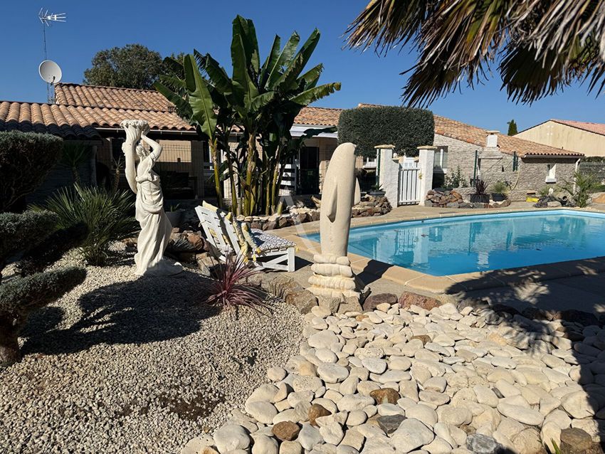 Image Piscine à  maison individuelle de La Bretonnière-la-Claye