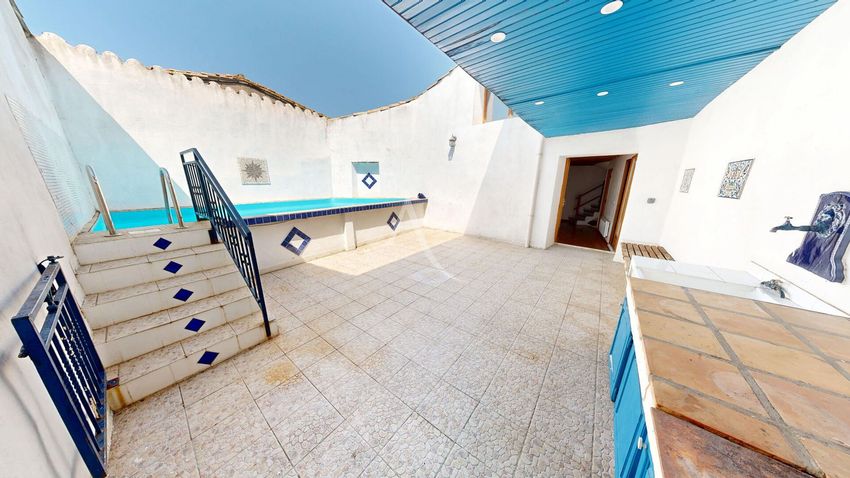 Image Terrasse à  maison mitoyenne de Capendu
