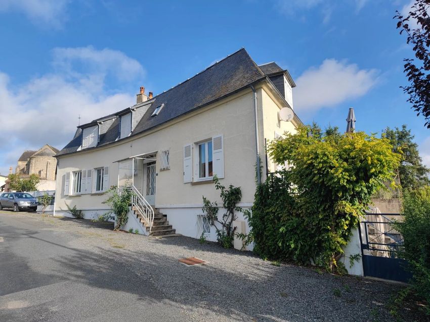 Image Façade à  maison individuelle de La Nocle-Maulaix