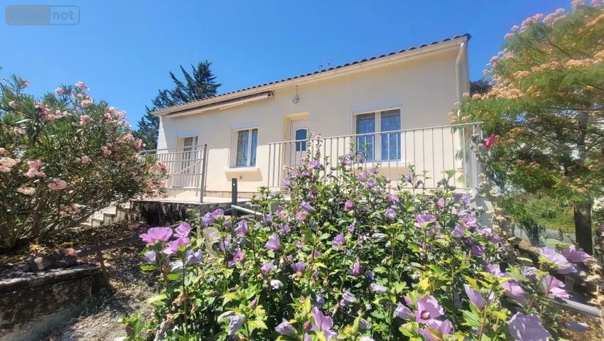 Image Façade à  maison individuelle de Marans