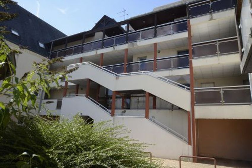 Image Piscine à appartement de Aubigny-sur-Nère