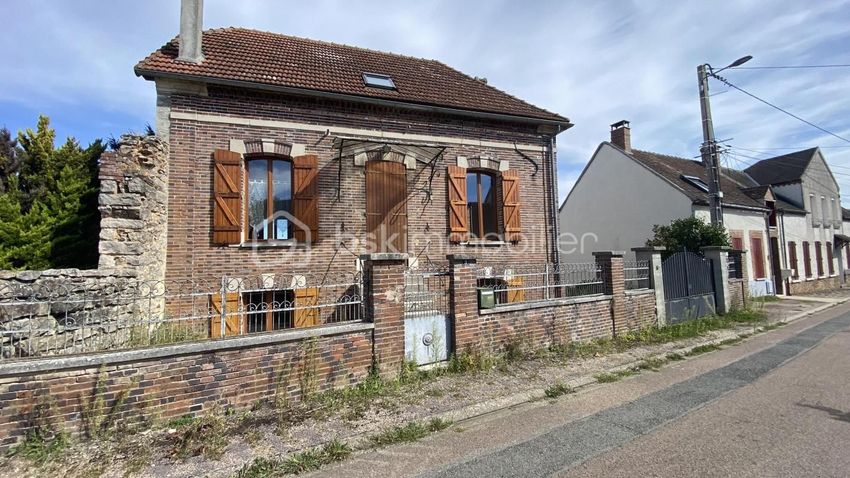 Image Façade à  maison individuelle de Saint-Maurice-aux-Riches-Hommes