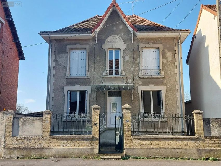 Image Façade à  maison individuelle de Attigny