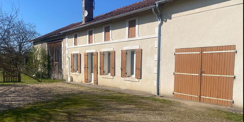 Image Façade à  maison mitoyenne de Le Pizou