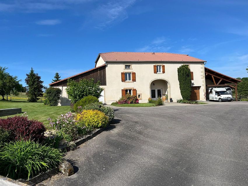 Image Façade à  ferme de Ville-sur-Illon
