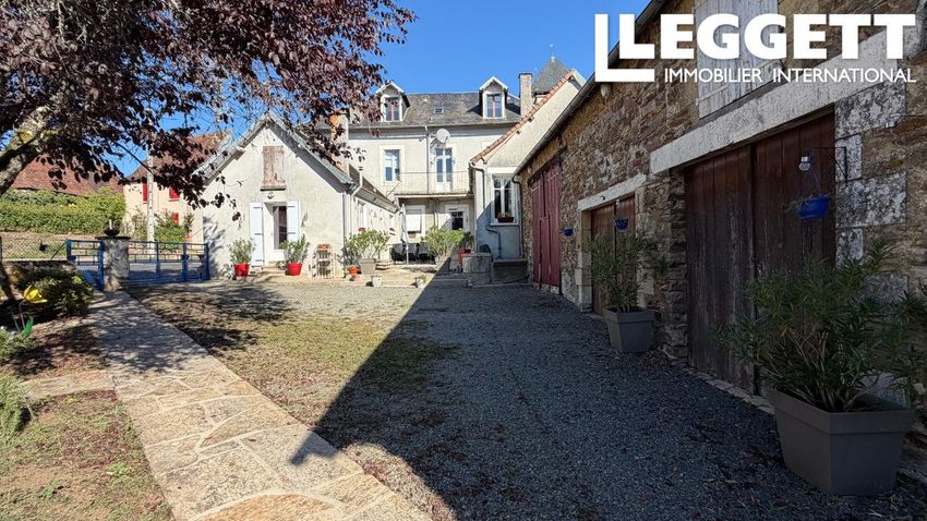 Image Façade à  propriété agricole de Sarlande