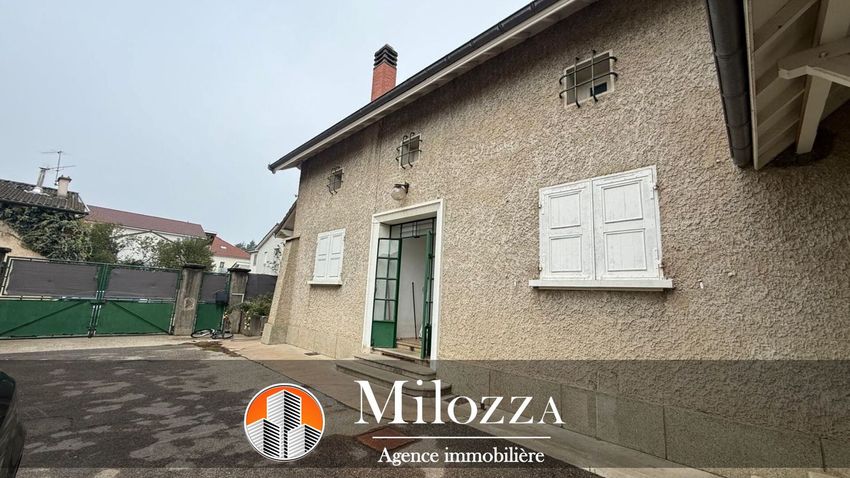 Image Façade à  maison individuelle de Vaulx-Milieu