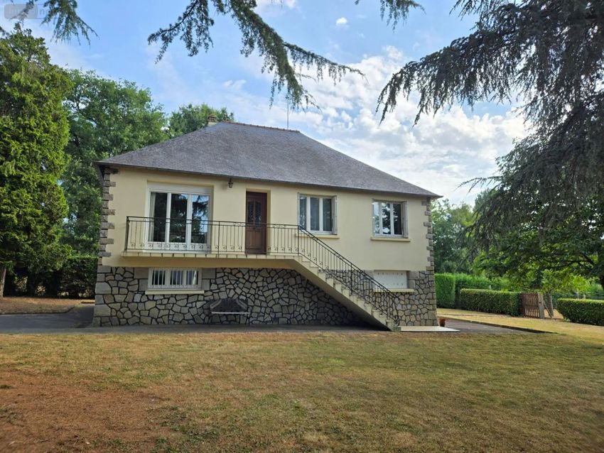 Image Façade à  maison individuelle de Bains-sur-Oust