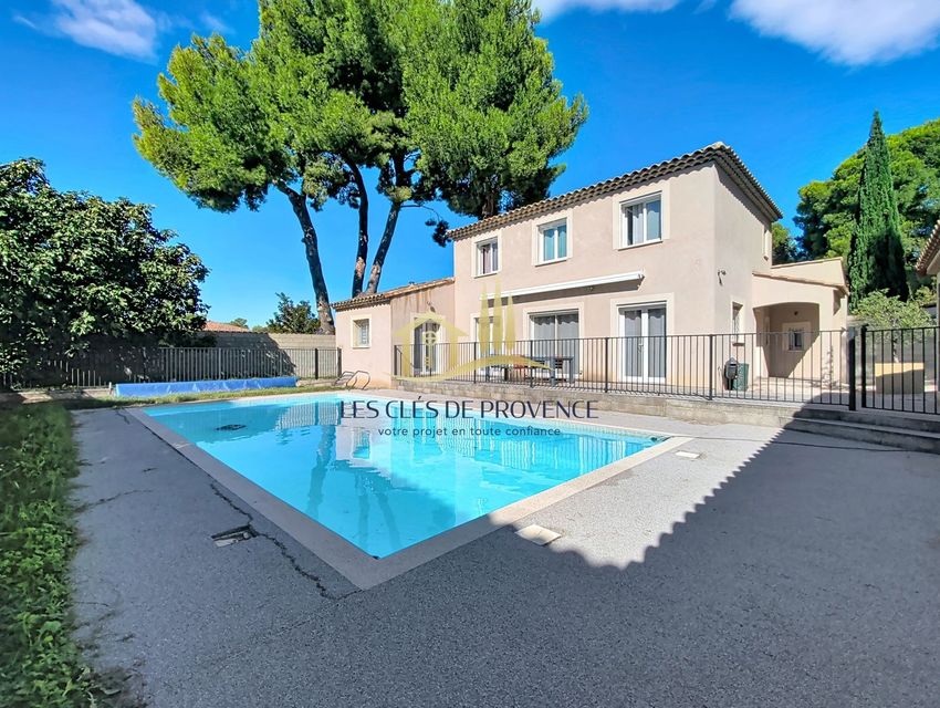 Image Piscine à  maison individuelle de Rognac