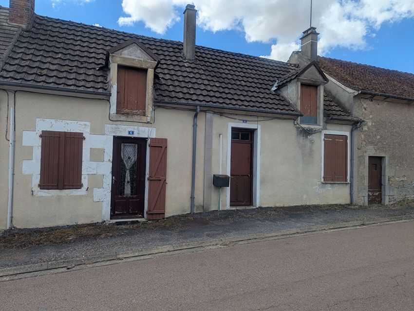Image Façade à  maison mitoyenne de Magny-Cours