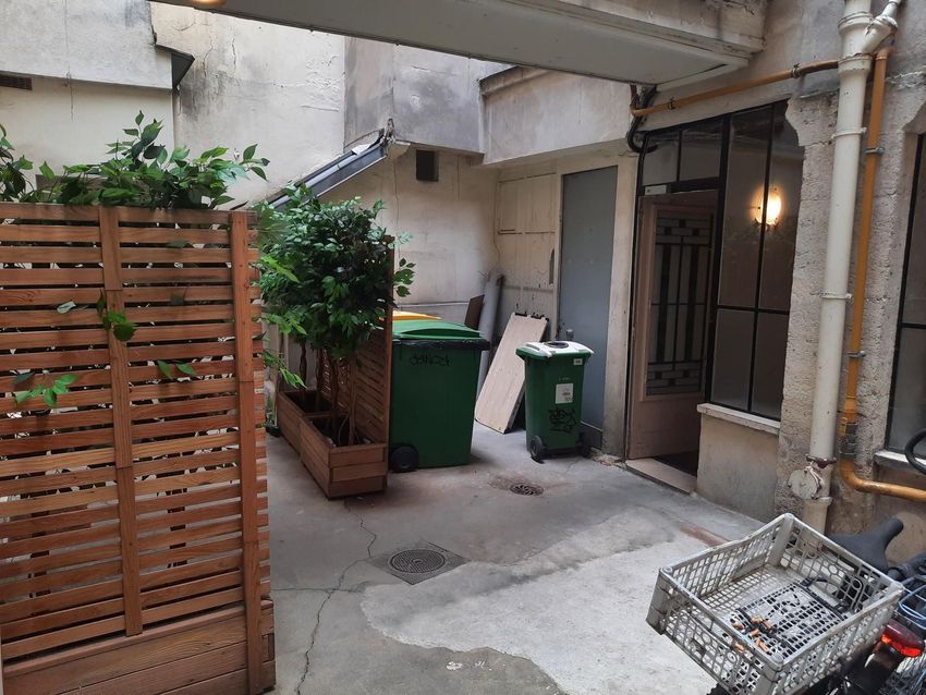 Image de entrepôt à 63 Rue de Saintonge