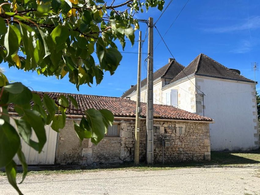 Image Façade à  maison individuelle de La Vallée