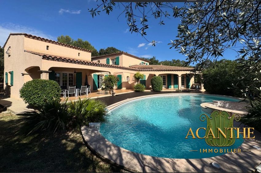 Image Piscine à  maison individuelle de Assas