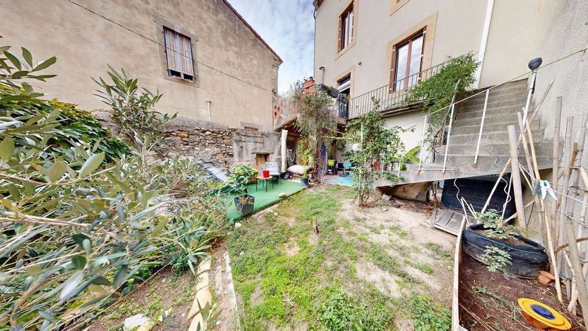 Image Façade à  maison mitoyenne de Marseillette