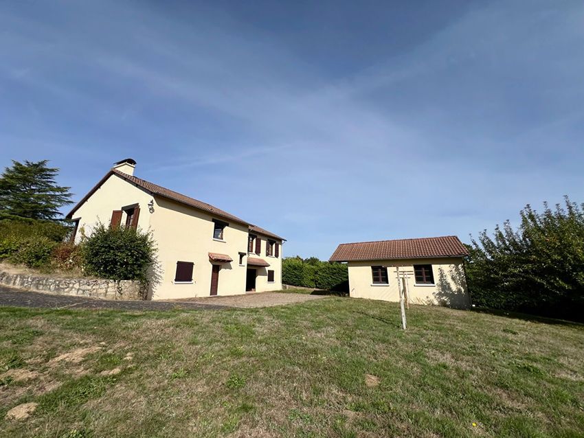 Image Façade à  maison individuelle de Le Rouget-Pers