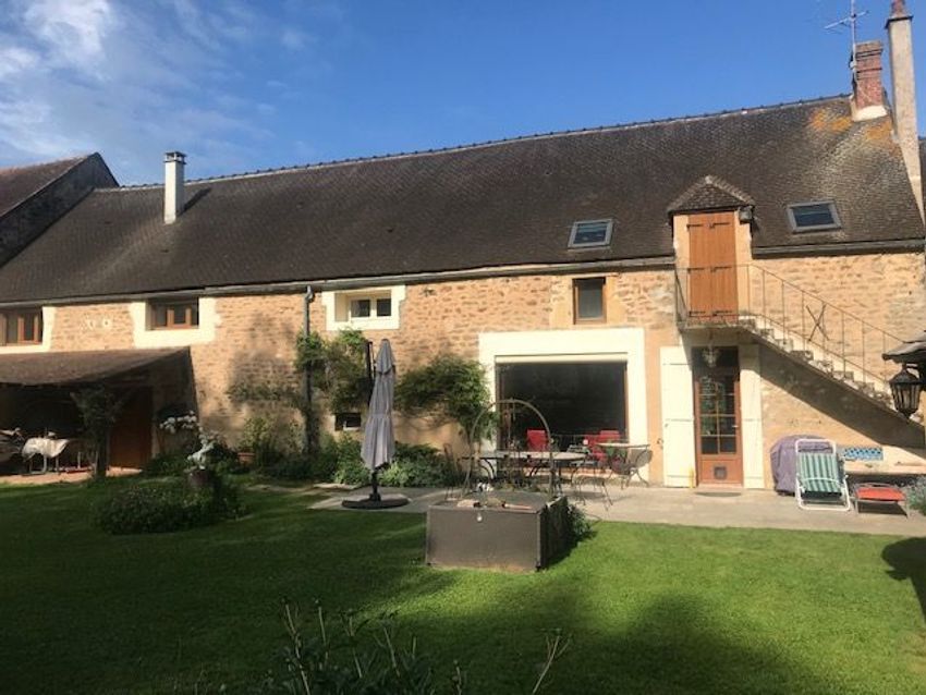 Image Façade à  maison individuelle de Étaule