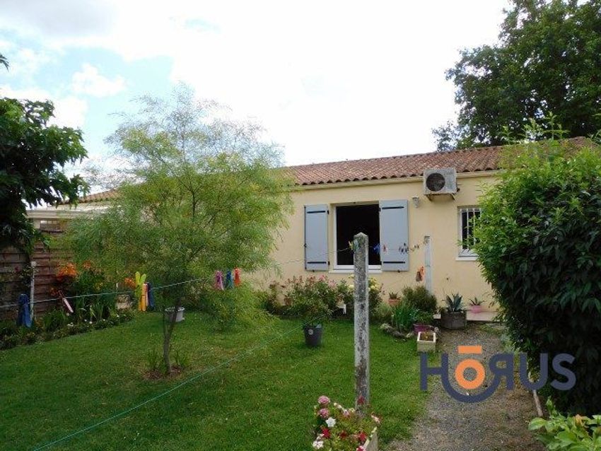 Image Façade à  maison individuelle de Saint-Sornin