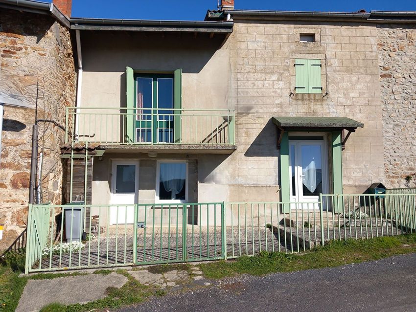 Image Façade à  maison mitoyenne de Saint-Julien-Molhesabate