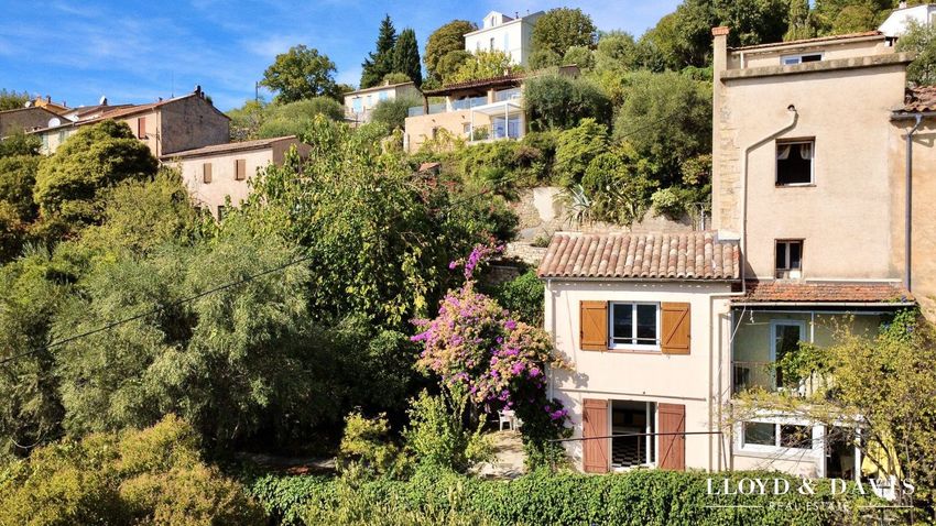 Image Façade à  maison individuelle de Montauroux
