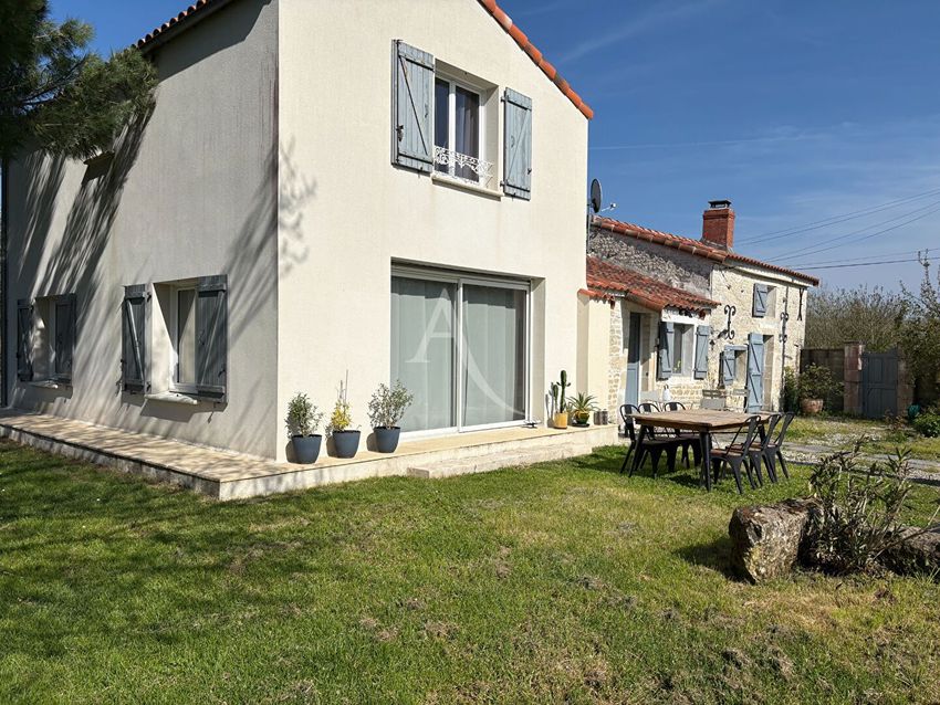 Image Façade à  maison individuelle de Nalliers