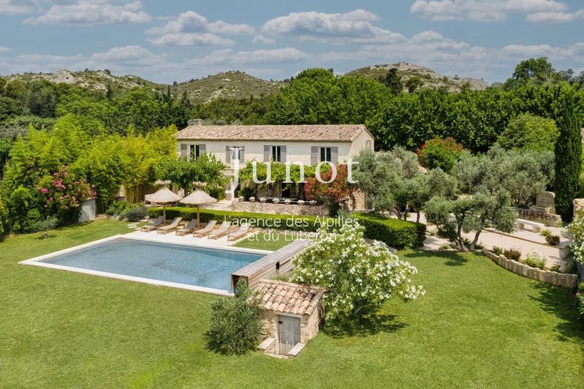 Image Piscine à  maison traditionnelle de Maussane-les-Alpilles