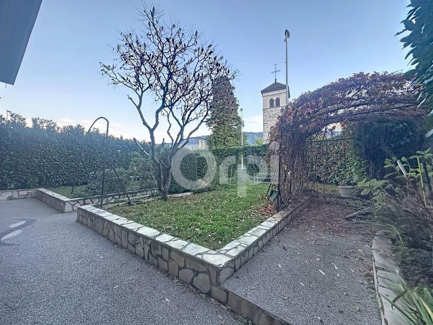 Image Jardin à  maison individuelle de Brenthonne
